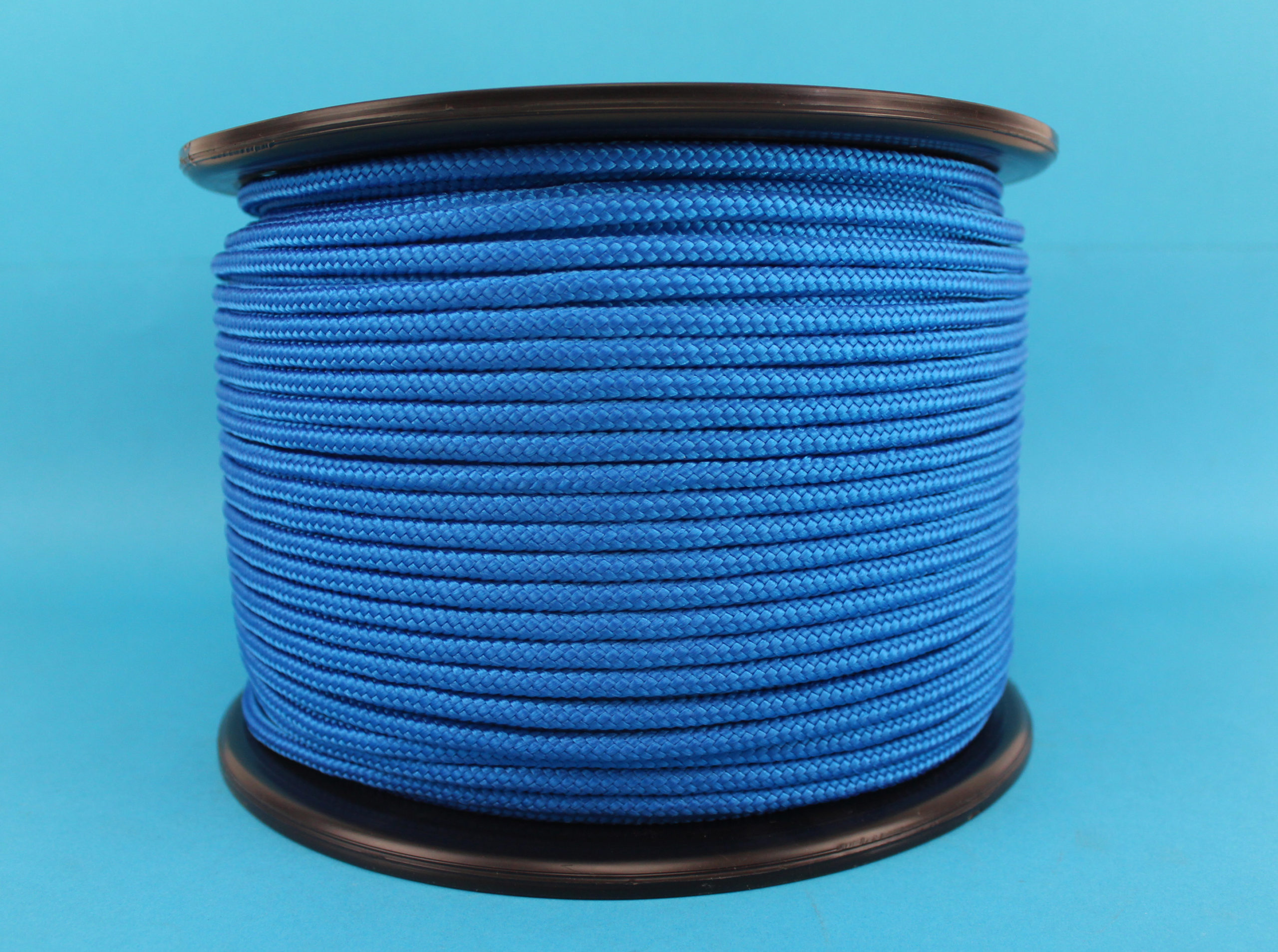 Cuerda-poli-azul-scaled