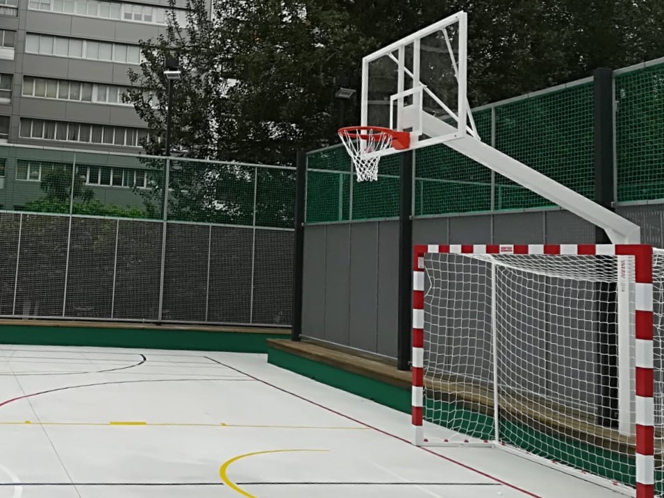 juego canastas baloncesto monotubo new tubo 140×140 mm fijas con base para anclaje vuelo 2,25 mts 3
