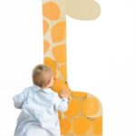 espejo-jirafa-con-metro-para-medir-altura